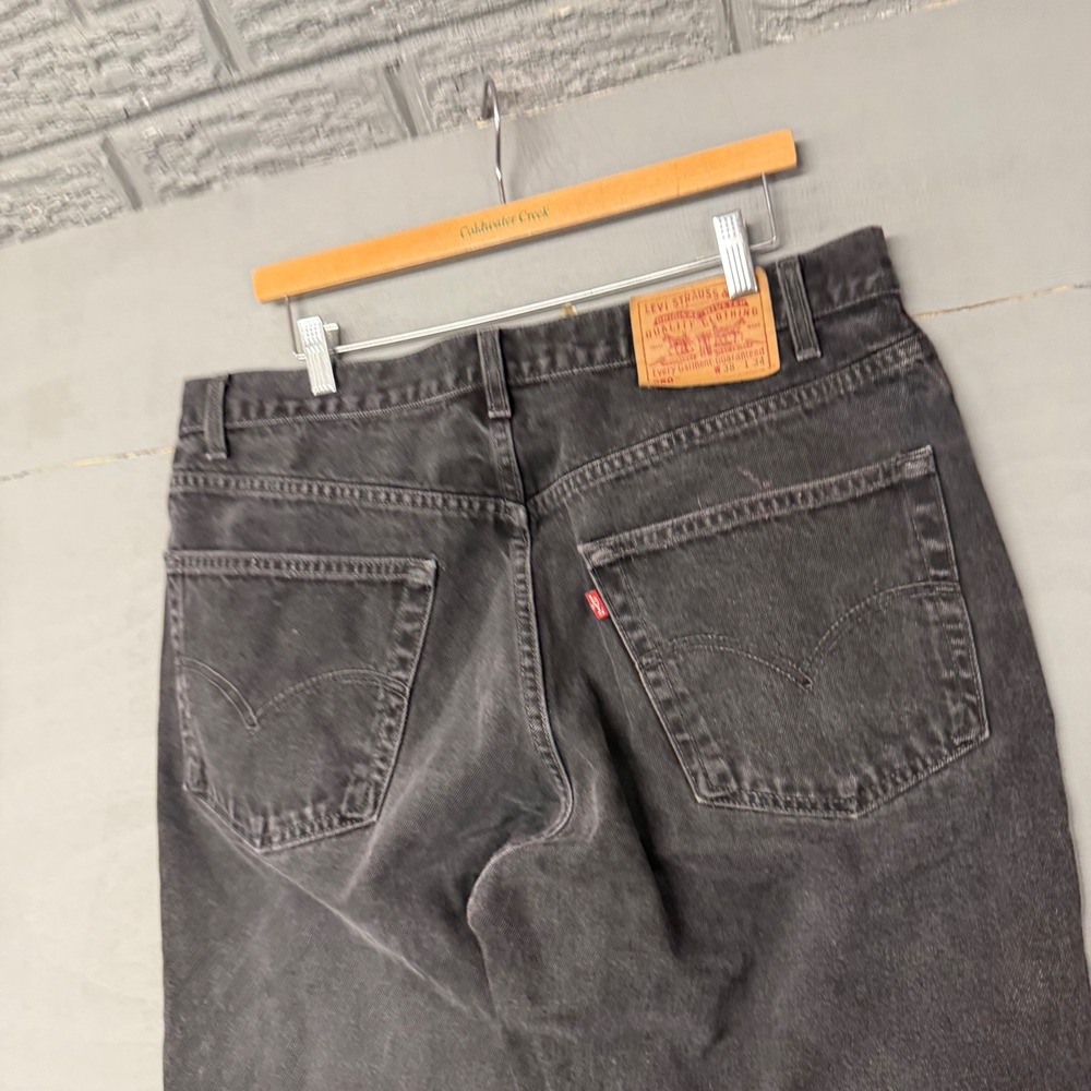 Vintage Levis 550 Relaxed Fit Tapered Leg Jeans Faded Black Paint Splatter 38x34
